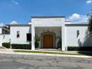 Departamento en renta en Lomas Country Club,...