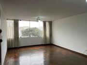 Departamento en Santiago de Surco AV. BENAVIDES