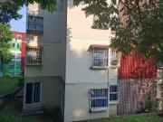 Departamento en segundo piso en las aguilas