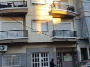 Departamento en Torre con balcon