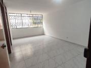 Departamento en venta, buena ubicación y rodeado de...