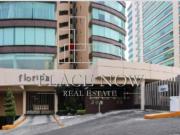 Departamento en Venta, Col. Hacienda de las Palmas...