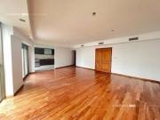 Departamento en venta con cochera de 3 dorm. en La Plata