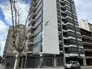 Departamento en venta de 2 dormitorios c/ cochera en La...