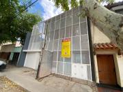 Departamento en venta de 2 dormitorios c/ cochera en...