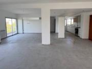 Departamento en venta de 2 dormitorios con cochera