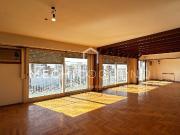 Departamento en venta de 3 dormitorios y dependencia en...