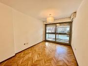 Departamento en venta de tres dormitorios. Balcarce 500