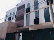 Departamento en venta de tres niveles – Colonia...