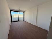 Departamento en venta de un dormitorio con cochera en 3/...