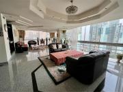 Departamento en venta en Bosques de las Lomas,...