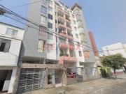 Departamento en venta en Breña a S/370,000