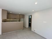 Departamento en venta en Col. Jardines del Bosque,...