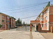 Departamento en Venta en Col. San Isidro Atlautenco,...