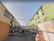 Departamento En Venta En Col. San Nicolás Tolentino,...