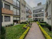 Departamento en venta en conjunto de habitacional de 2...