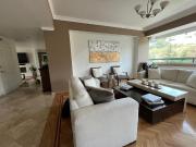 Departamento en venta en Hacienda de las Palmas de lujo
