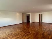 Departamento en venta en Hacienda de las Palmas,...