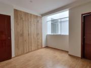 Departamento En Venta En La Urb Los Sauces 2Do Piso....
