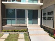 Departamento en venta en La Zanja O La Poza, Acapulco de...