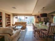 Departamento en Venta en Lomas del Sol. Con Balcón y...