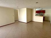 DEPARTAMENTO EN VENTA EN PEQUEÑO CONJUNTO HABITACIONAL