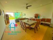 Departamento en venta en Playa Diamante, Acapulco de...