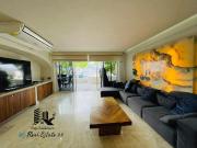 Departamento en venta en Playa Guitarrón, Acapulco de...