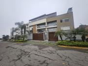 Departamento en Venta en Santigo de Surco, Las...