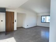 DEPARTAMENTO EN VENTA EN SOBRE AV. AVIACIÓN CERCA DEL...