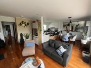 Departamento en venta frente a parque con cochera doble...