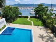 Departamento en venta, frente al mar en Fracc las playas...