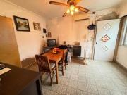 Departamento en venta por pasillo de 2 dormitorios a...