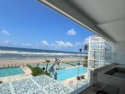 Departamento en venta sobre Playa Diamante en Acapulco...