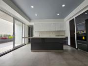 DEPARTAMENTO EN VENTA TIPO GARDEN HOUSE FRENTE A BOSQUE...