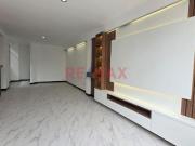 Departamento En Venta – Urb. Monterrico I, Tercer Piso....