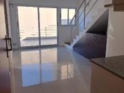 Departamento en Villa Urquiza de 2 plantas con balcón y...