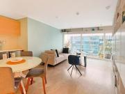 Departamento enesquina con vistas a la Av. Diez Canseco...