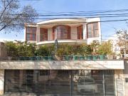 Departamento estilo piso en 5ta Sección, en venta