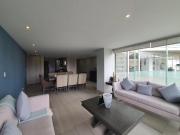 Departamento exterior con balcones en Sierra Guadarrama,...