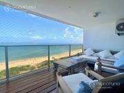 Departamento frente al mar con 4 dormitorios en Suite...