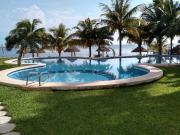 Departamento frente al mar en la Zona Hotelera /...