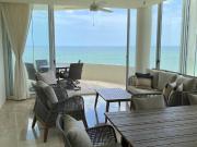 Departamento Frente al Mar en Renta