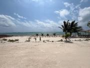 Departamento frente al mar en venta en Mahahual, entrega...