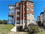 Departamento frente al mar. Piscina. Cochera