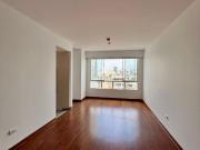 DEPARTAMENTO MODERNO, BUENA ILUMINACIÓN NATURAL,...