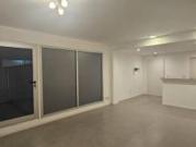 Departamento Monoambiente amplio con patio en Caballito...