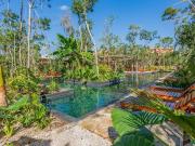 departamento planta baja con patio aldea savia