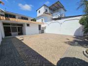 DEPARTAMENTO PLANTA BAJA DE VENTA EN URDESA CENTRAL...