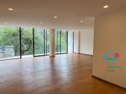 Departamento Remodelado con Terraza y 3 Recámaras